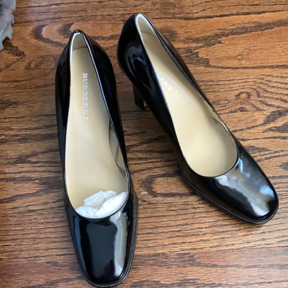 Brand new Burberry Shoes